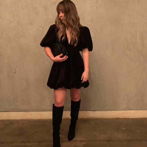 Meet your Posher, Claire - Picture 2 of 14